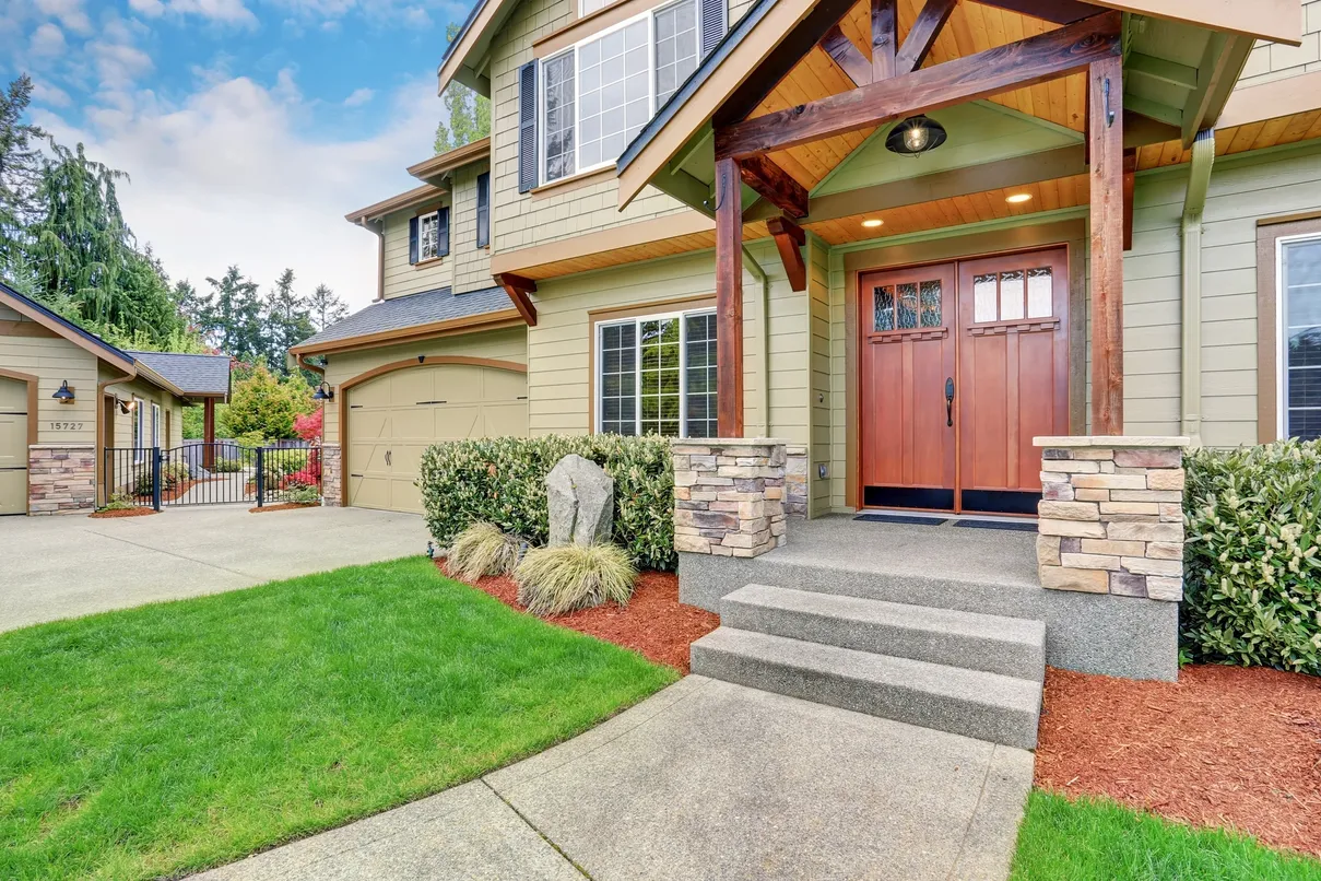 Craftsman Exterior